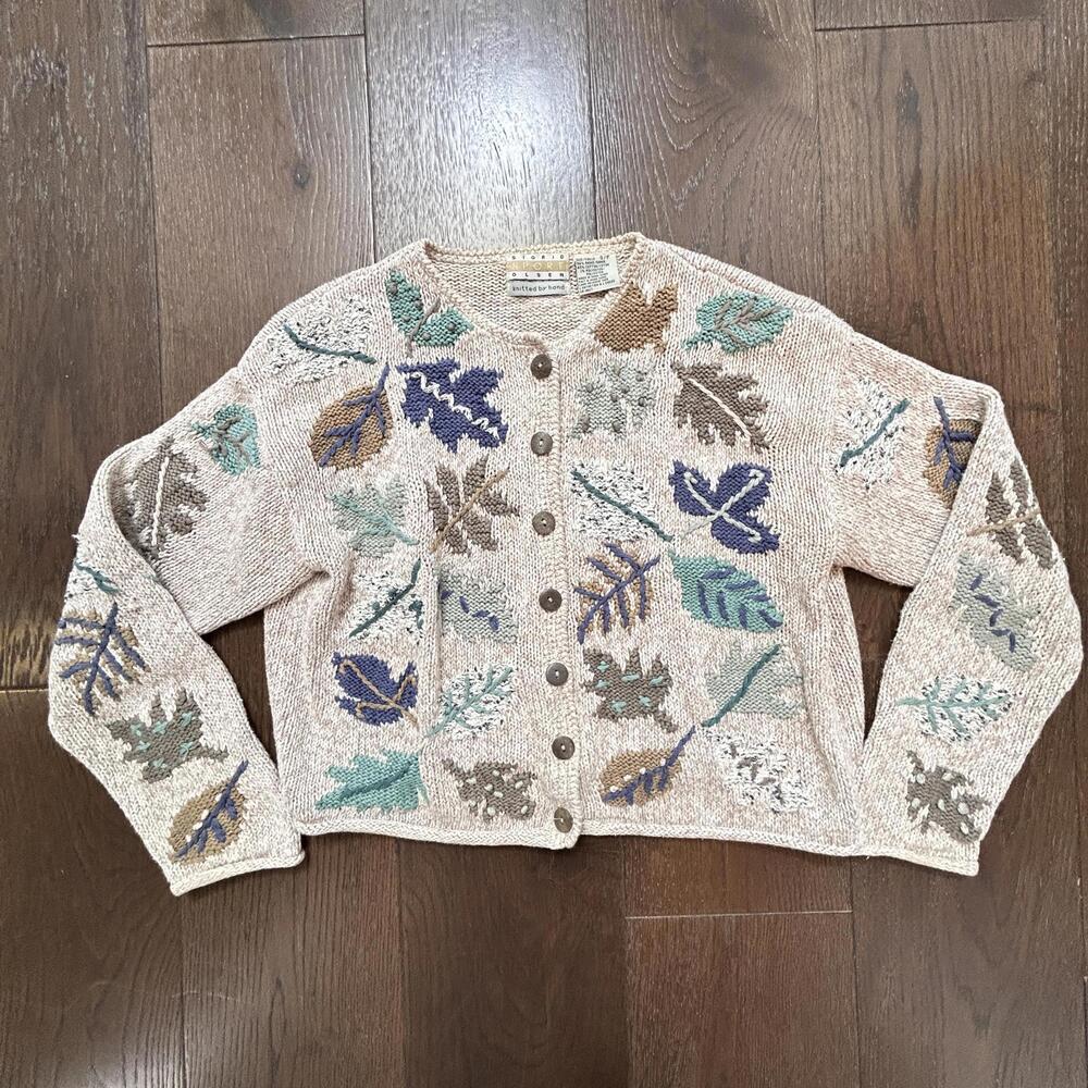 Vintage *Hand Knitted* Cardigan Sweater Leaf Pattern Button Up Women's Sz Small